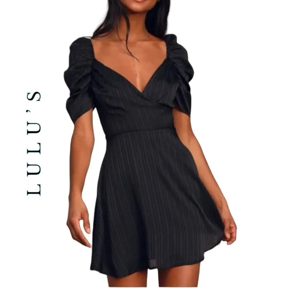 1681. LULU’S DANCE AFTER DARK SATIN‎ STRIPED SKATER DRESS SIZE SMALL BLACK COLOR